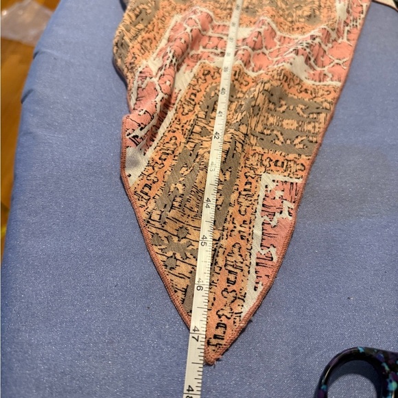 Highland Park Brown and Pink Boho Cape - Picture 5 of 8